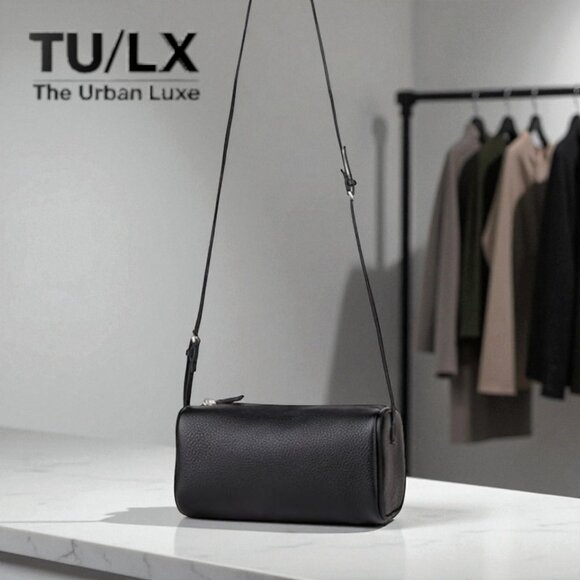LUXE 4 LESS | 90s Style Black Full-Grain  Leather Barrel Bag — Brand New black - Picture 4 of 6
